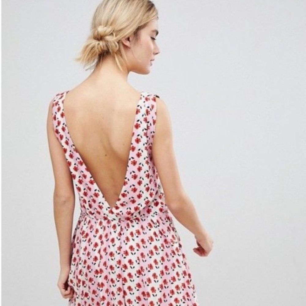 Perfect for Summer-Double Deep V Floral Mini Dress